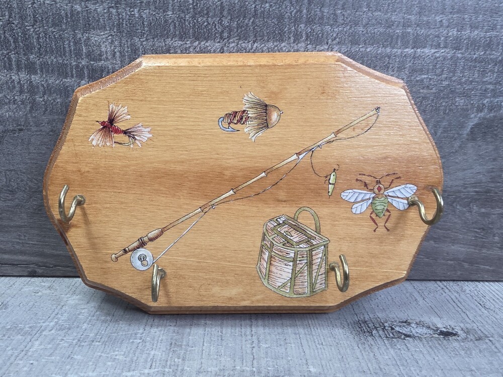 Nautical Fish Wood Key Coat Holder Wall Hang Fly Fishing Lure Rustic 7x5" 224a
